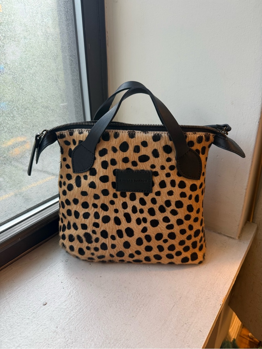 Parker Thatch Small Charlie (leopard ponyhair)